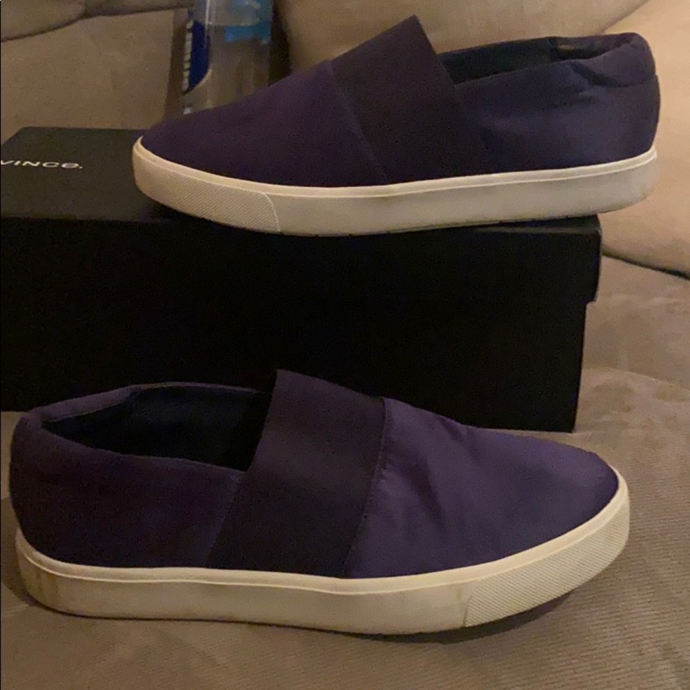 Vince slip on navy blue sneakers - Picture 2 of 3